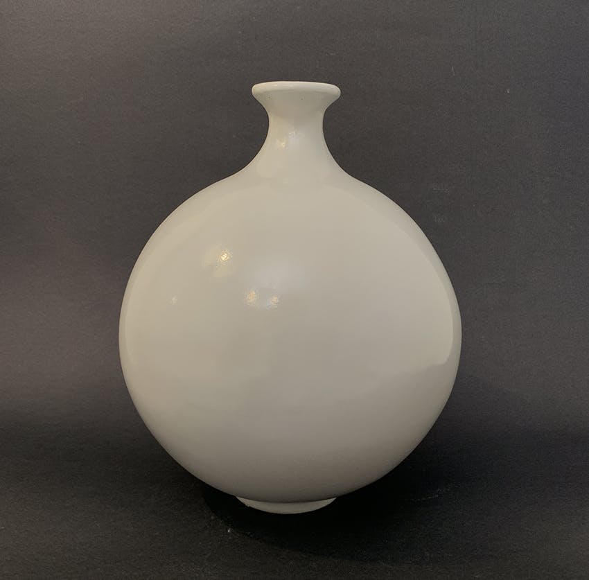 Large Round White Vase 0