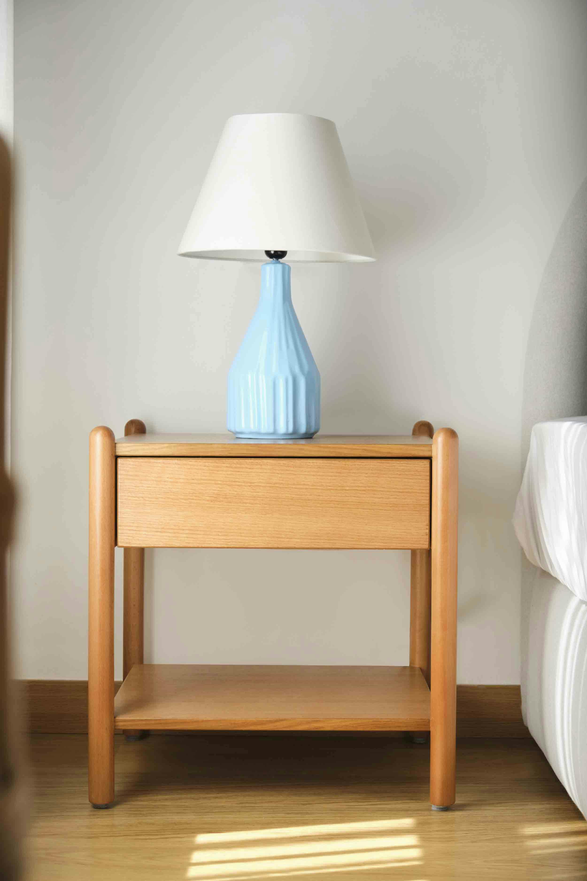 Selma Night table (nightstand with Rounded Legs 1