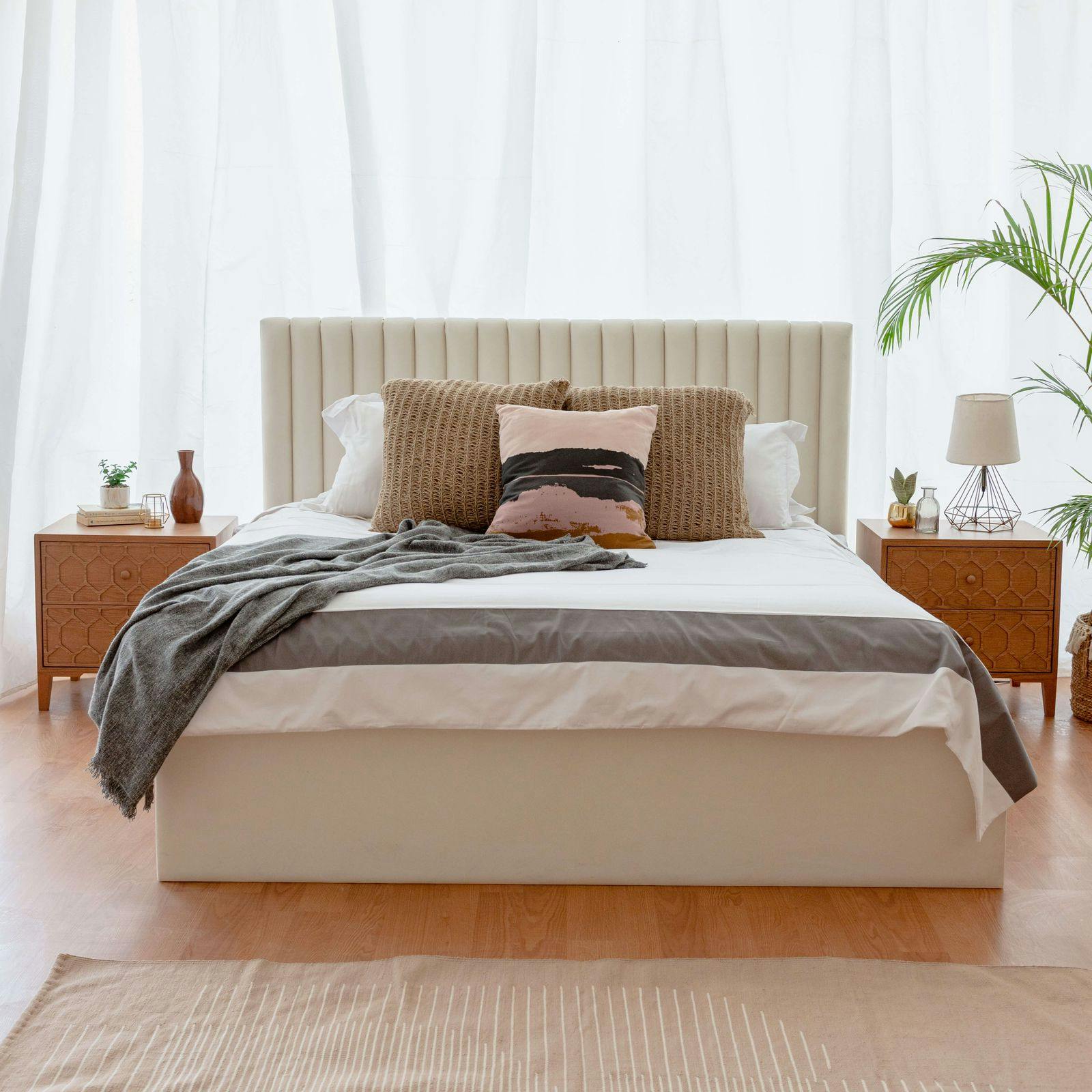 Serenity Bed (180cm) 0